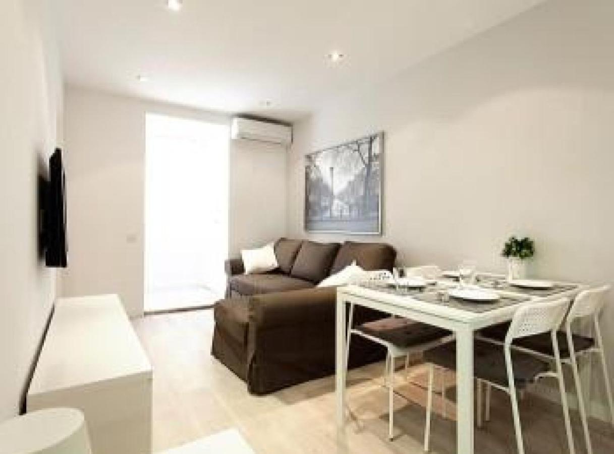 Miquel Angel - Apartments Next To Camp Nou Barcelona Exterior foto